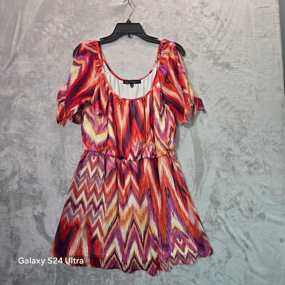 HeartSOUL Multicolor Chevron Ikat Cold Shoulder Romper Medium 62876MCQ20